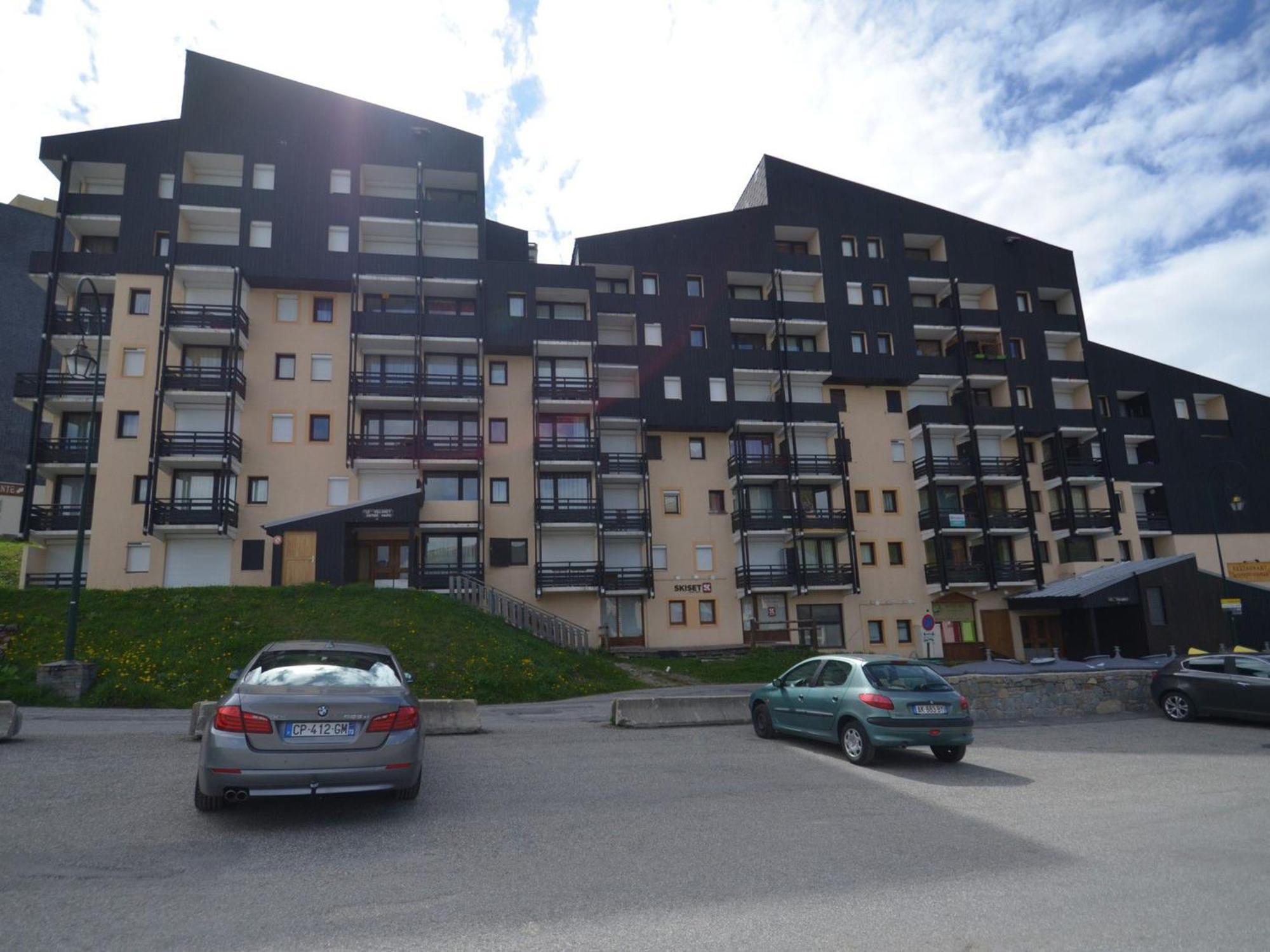 Studio Renove Style Montagne Pour 4 Pers Aux Menuires, Balcon Est, Acces Direct Pistes - Fr-1-452-22 Apartment Saint-Martin-de-Belleville Luaran gambar